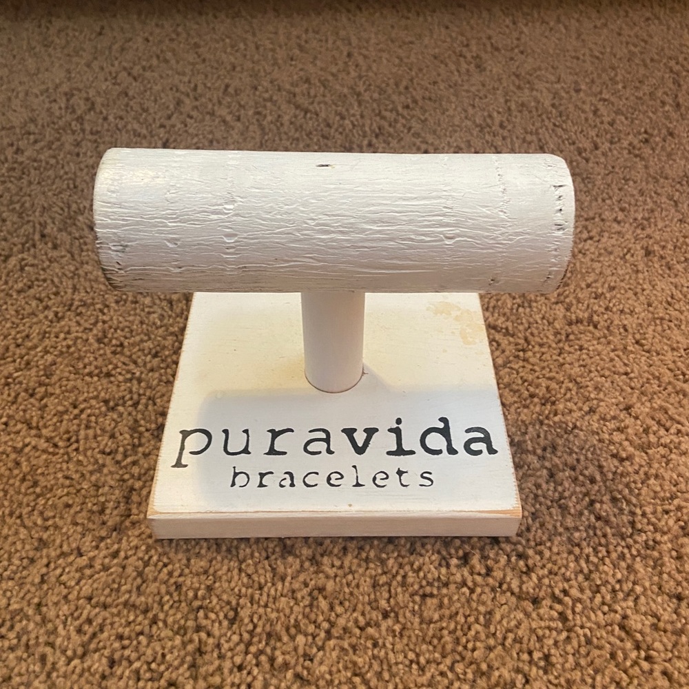 Pura Vida Bracelet Stand